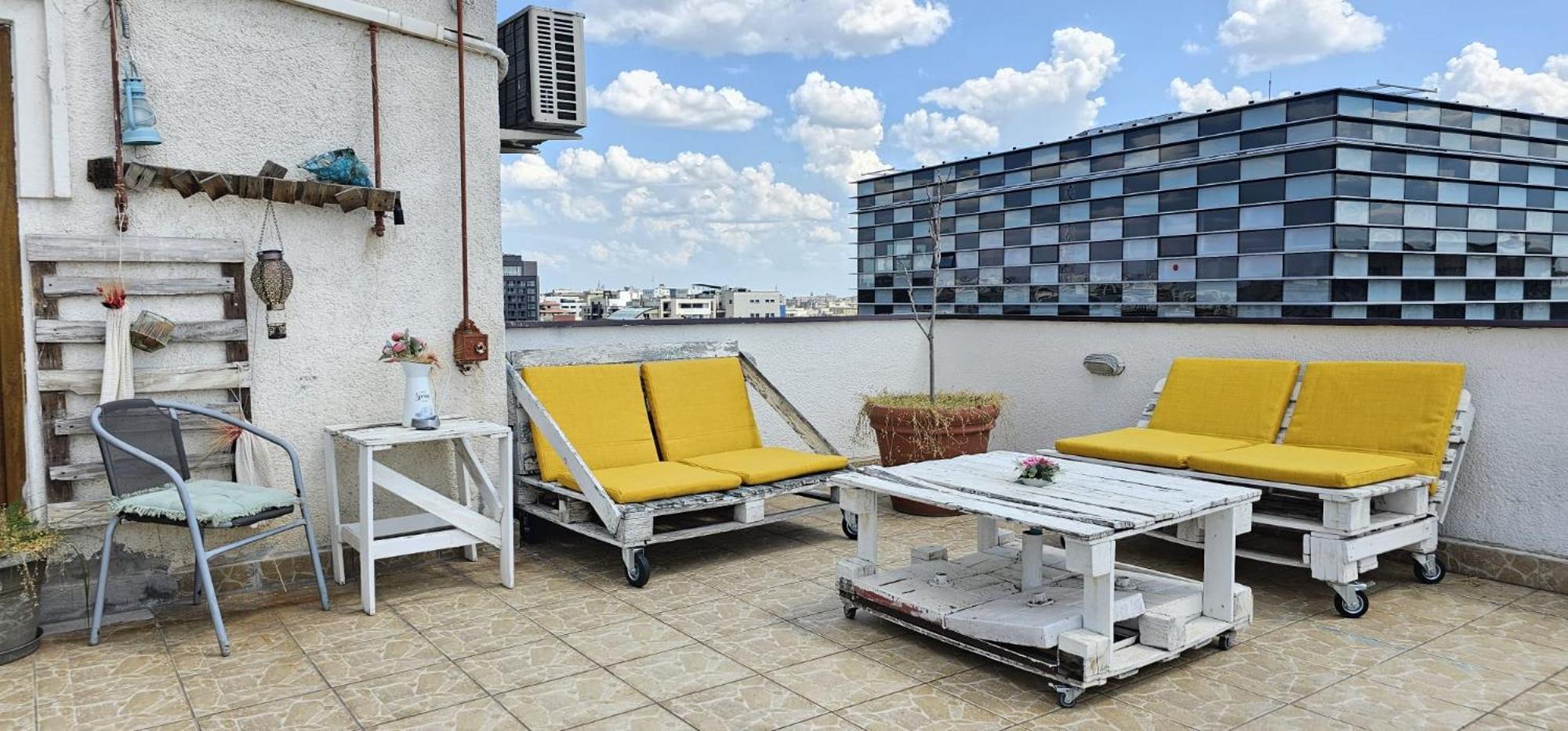 Sweet Dreams Suites Panoramic Studio Zodiac Dorobanti Bucharest Exterior photo